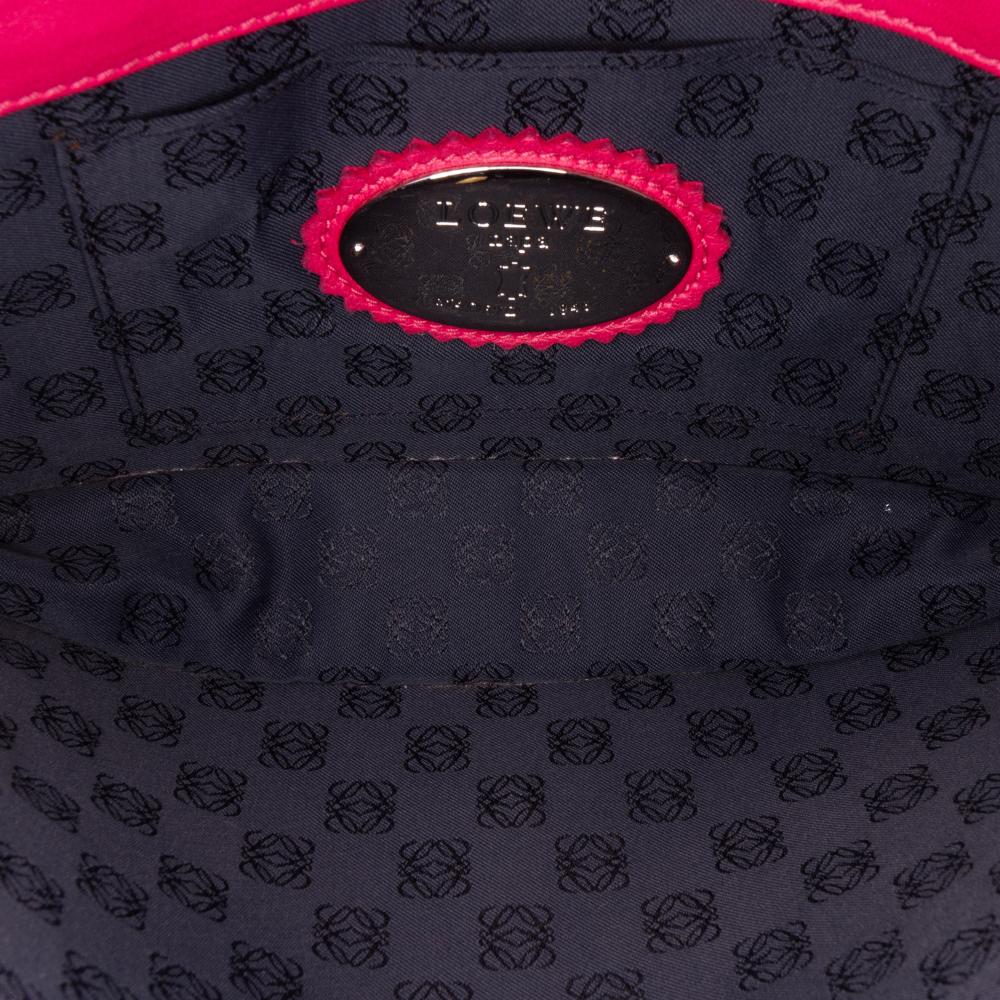 Loewe AB LOEWE Pink Nappa Leather Leather Anagram Nappa Bow Tie Clutch with Chain Spain