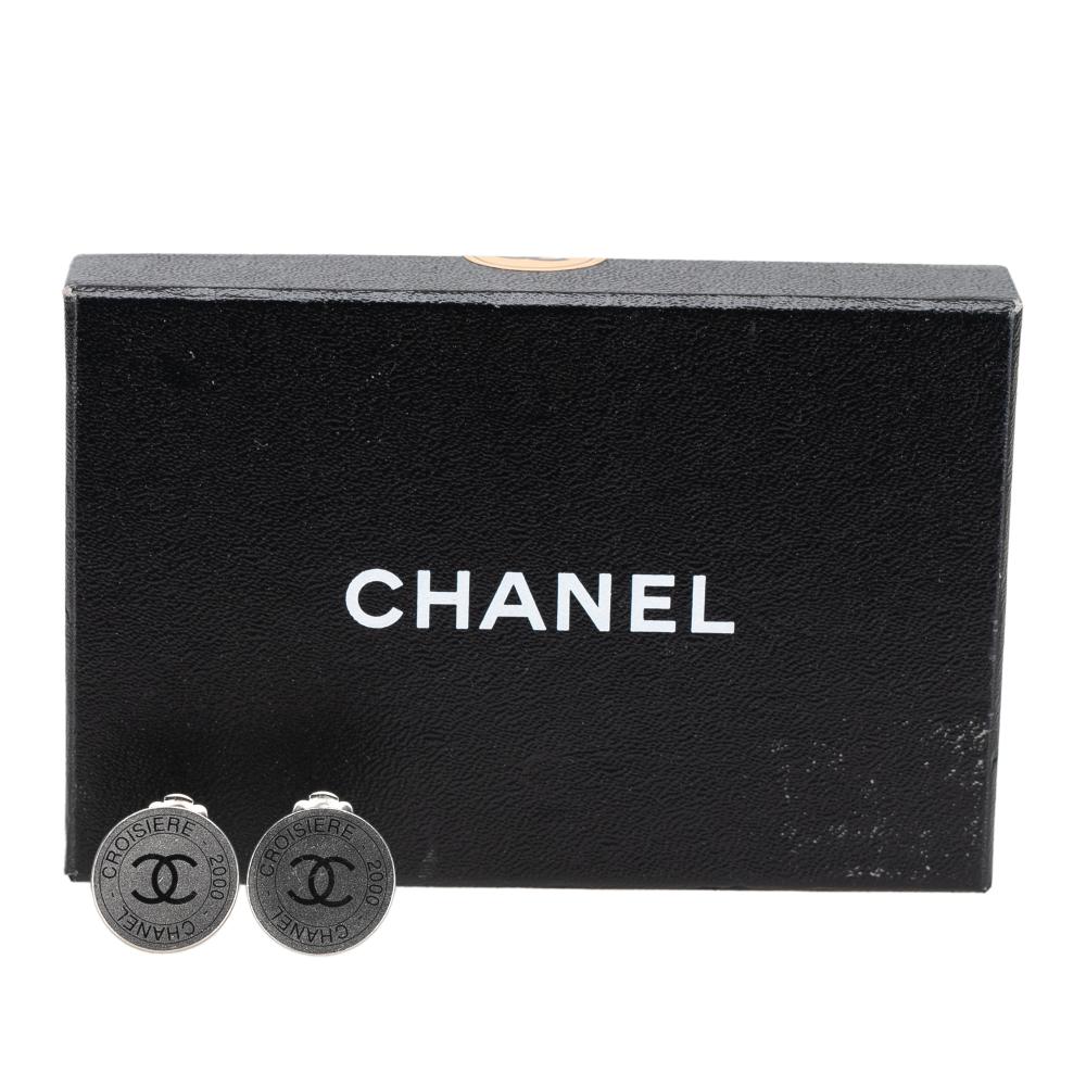 Chanel B Chanel Silver Silver Metal Plated CC Cruise Disc Clip on Earrings France