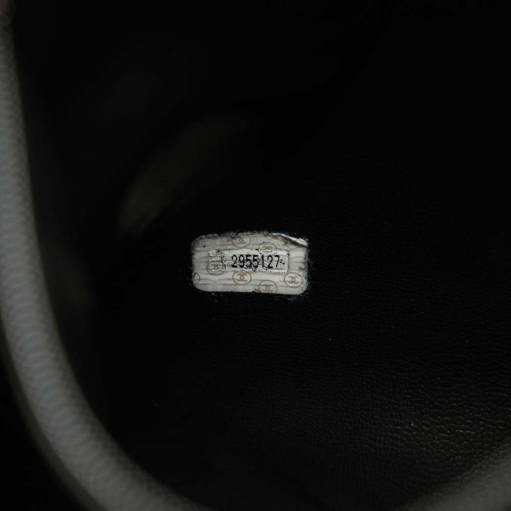 Chanel B Chanel Black Lambskin Leather Leather Triple CC Lambskin Bucket Italy