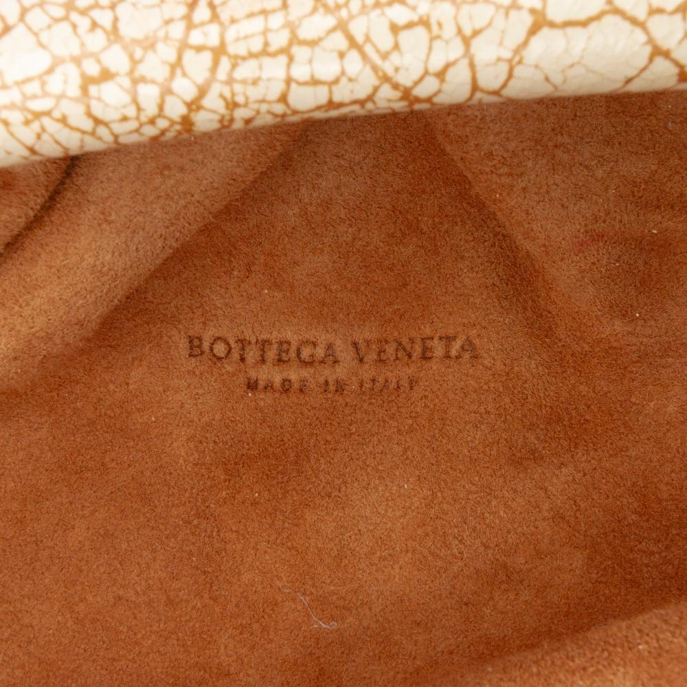 Bottega Veneta B Bottega Veneta Brown Beige Calf Leather Crackled skin The Mini Pouch Crossbody Italy