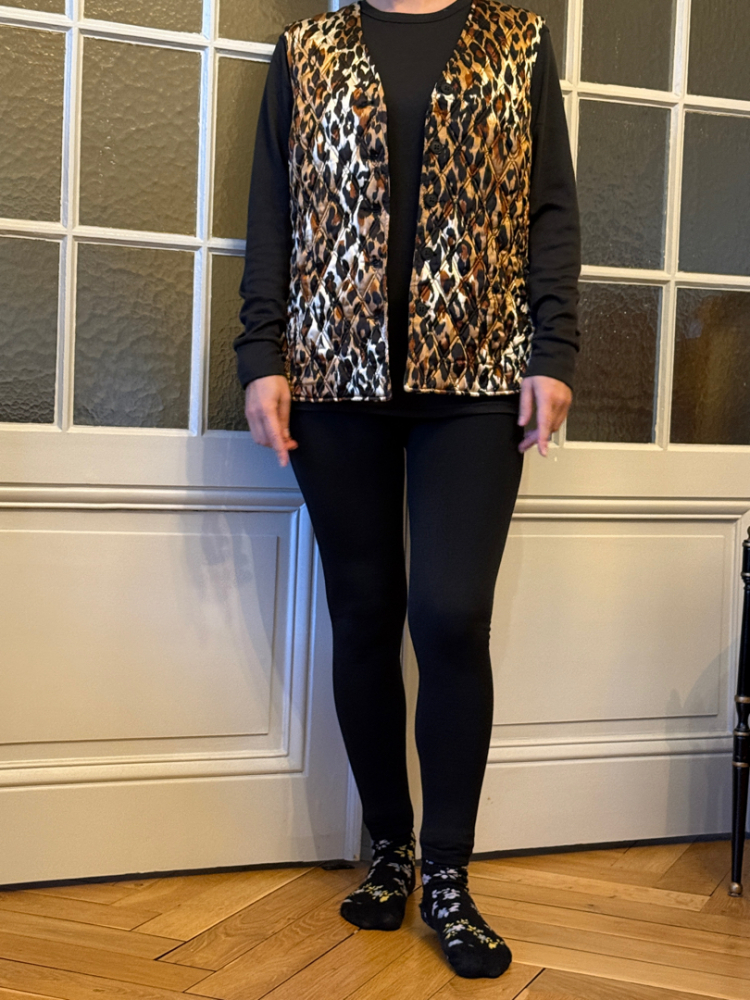 Eva Kayan Sleeveless quilted jacket