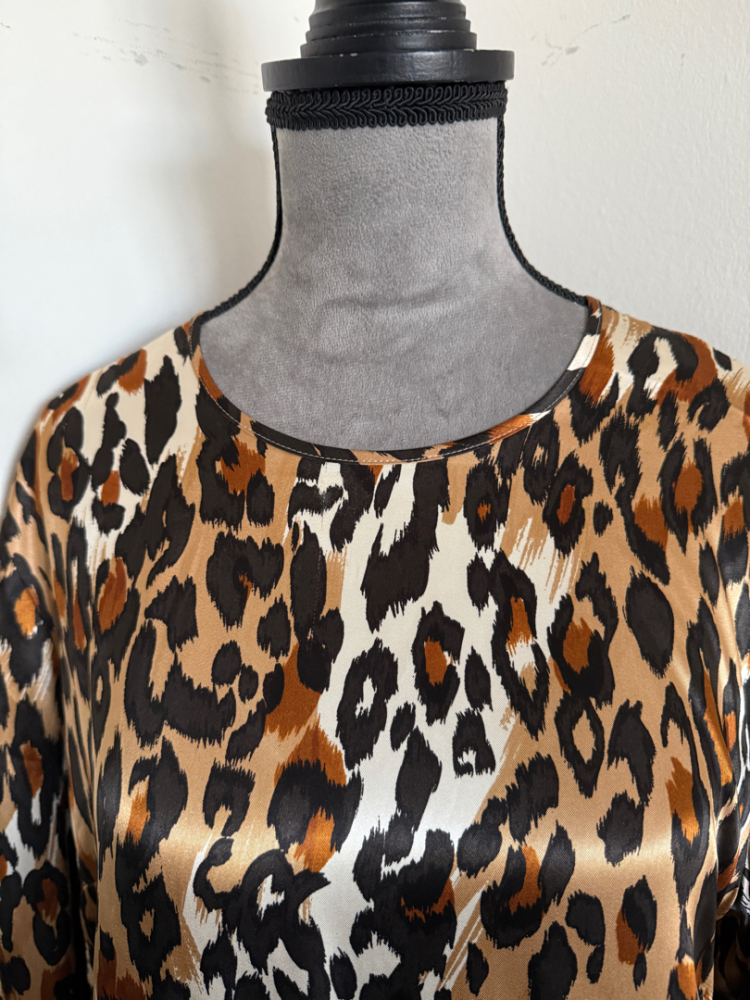 Eva Kayan Silk blouse