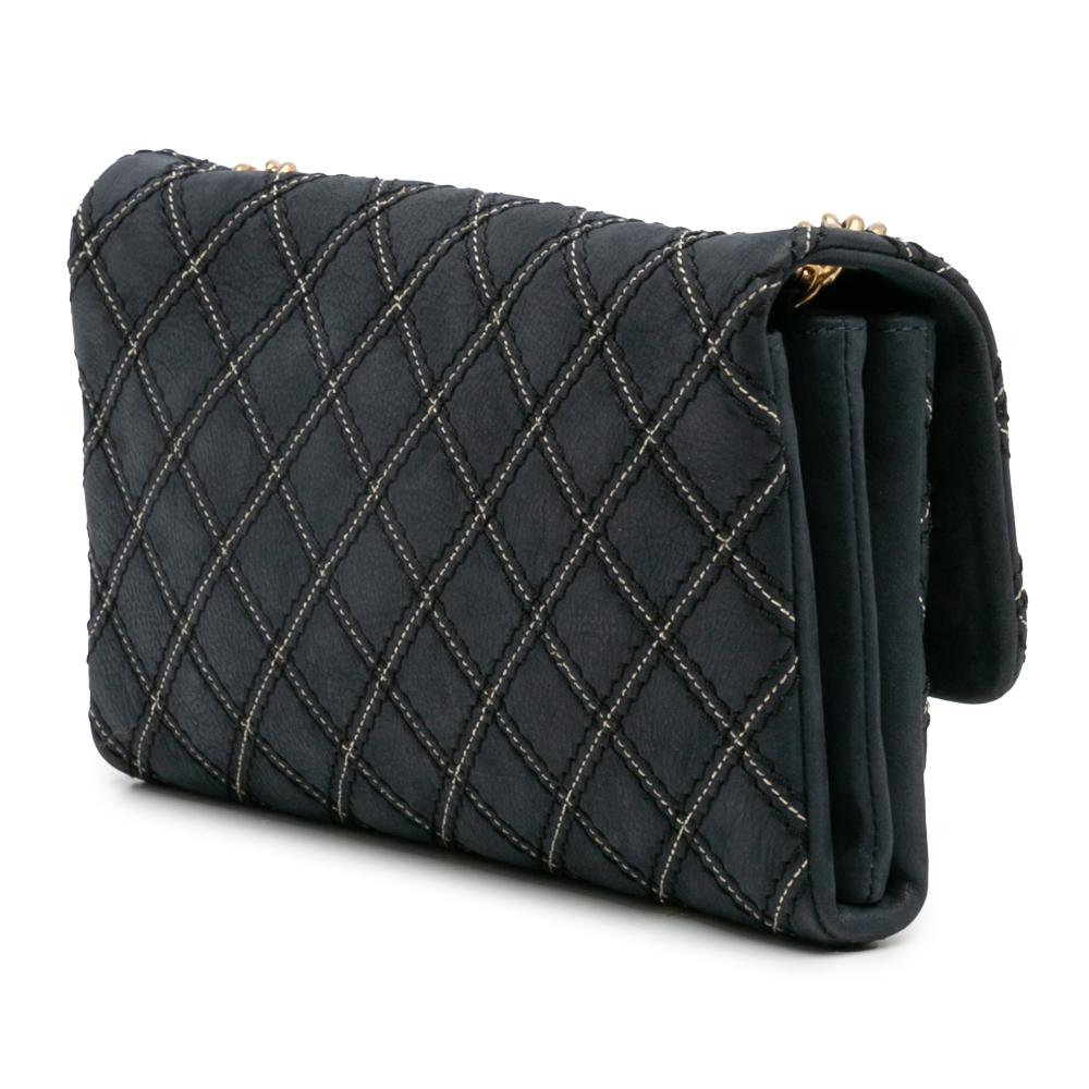 Chanel B Chanel Blue Navy Calf Leather Medium Quilted skin Triple Stitched Flap Italy