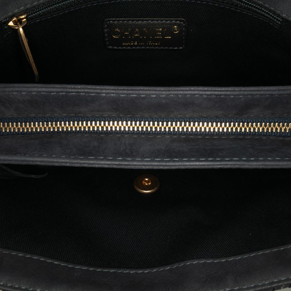 Chanel B Chanel Blue Navy Calf Leather Medium Quilted skin Triple Stitched Flap Italy