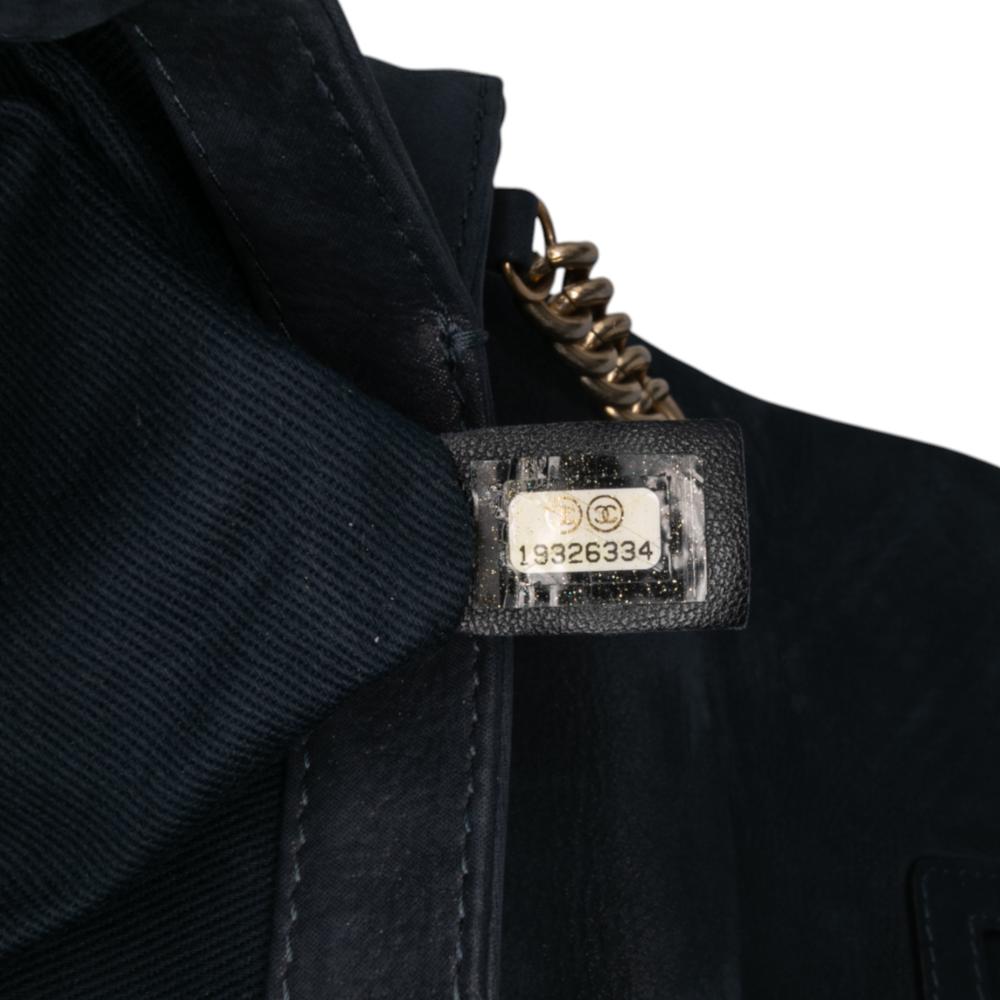 Chanel B Chanel Blue Navy Calf Leather Medium Quilted skin Triple Stitched Flap Italy