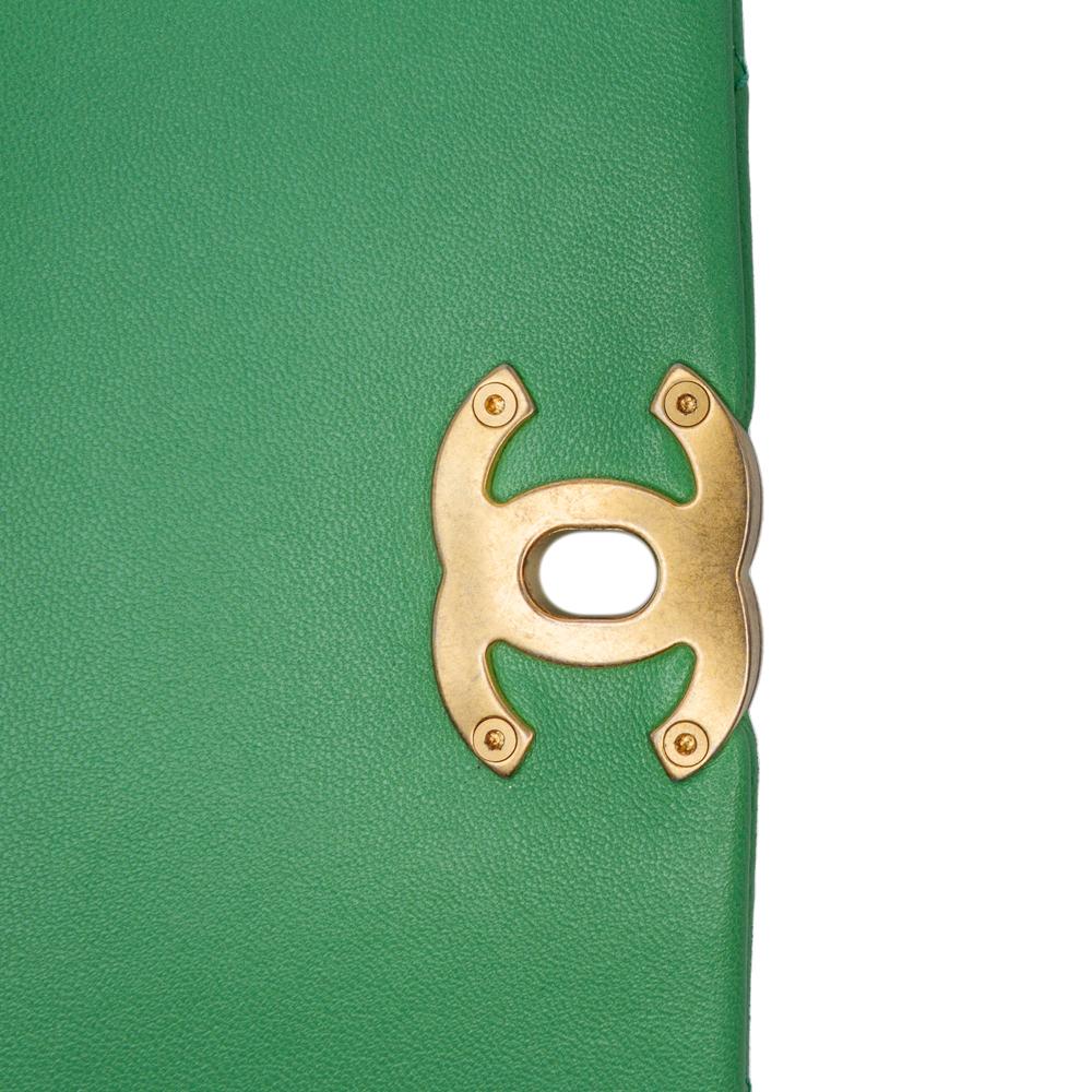 Chanel B Chanel Green Lambskin Leather Leather Small Quilted Lambskin Chain Is More Flap Italy