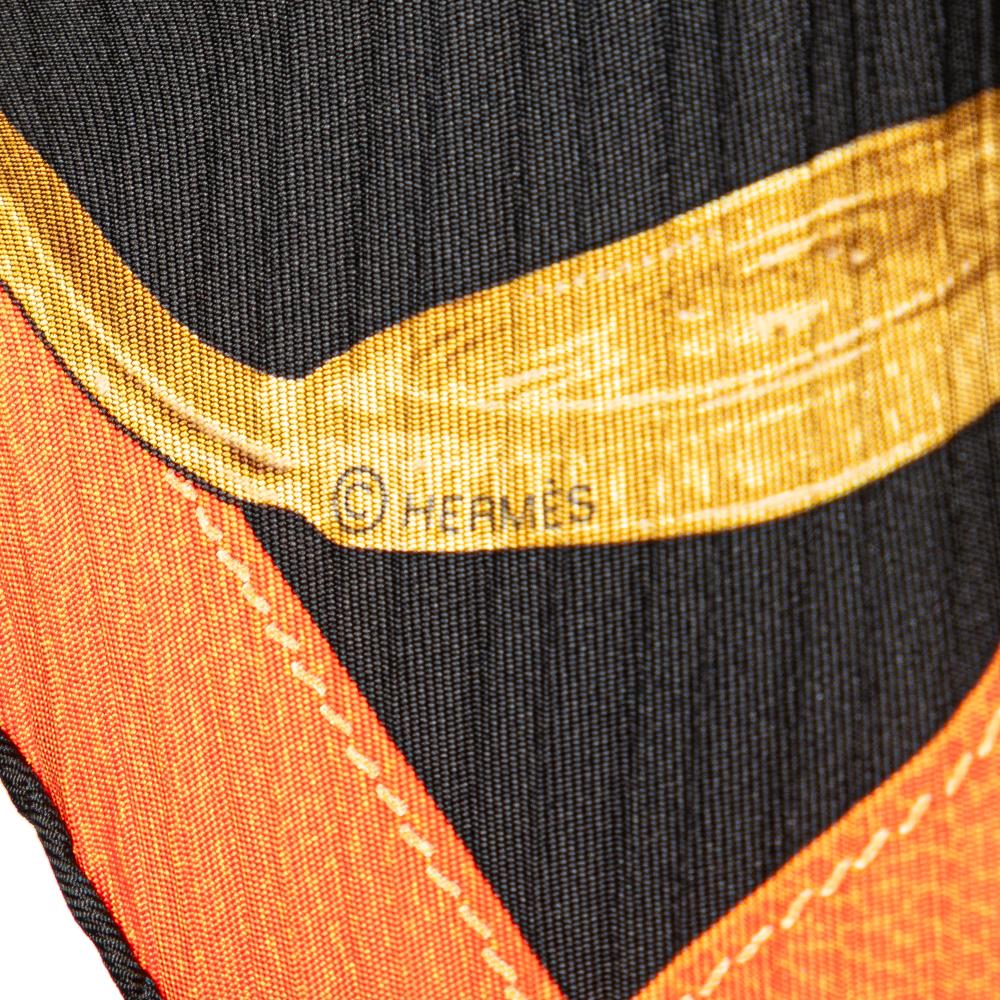 Hermès A Hermès Black Silk Fabric Projets Carres Plisse Scarf France