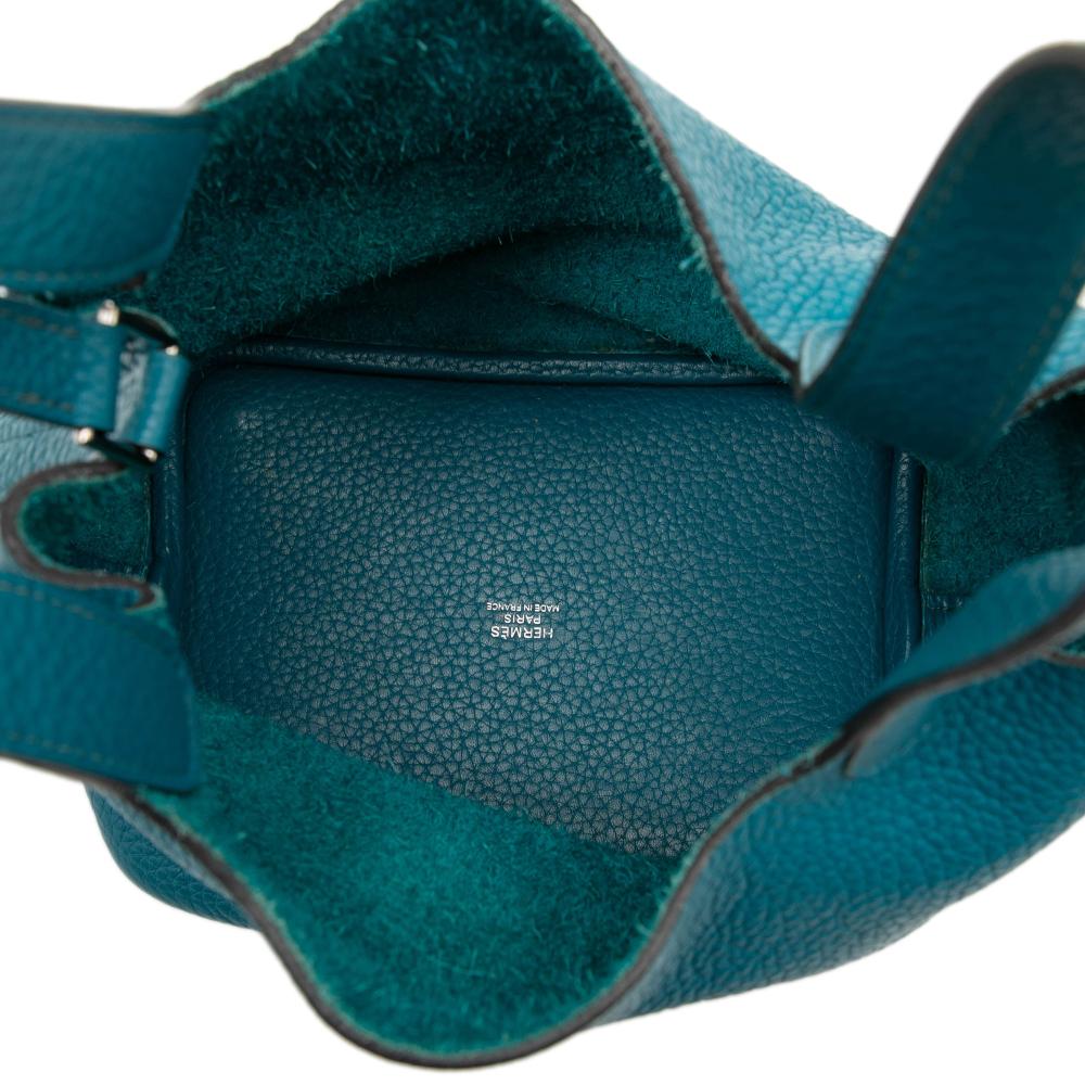 Hermès B Hermès Blue Peacock Calf Leather Clemence Picotin Lock 18 France