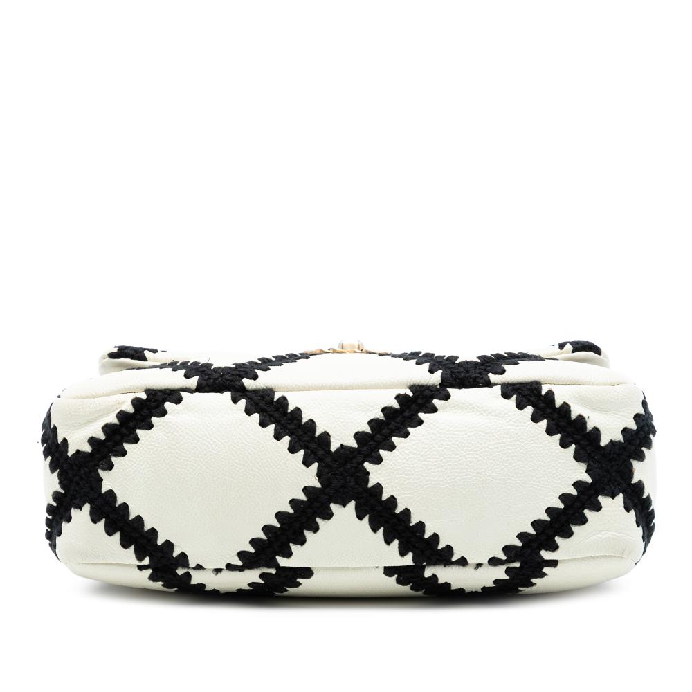 Chanel B Chanel White Ivory Calf Leather Medium Crochet skin 19 Flap France