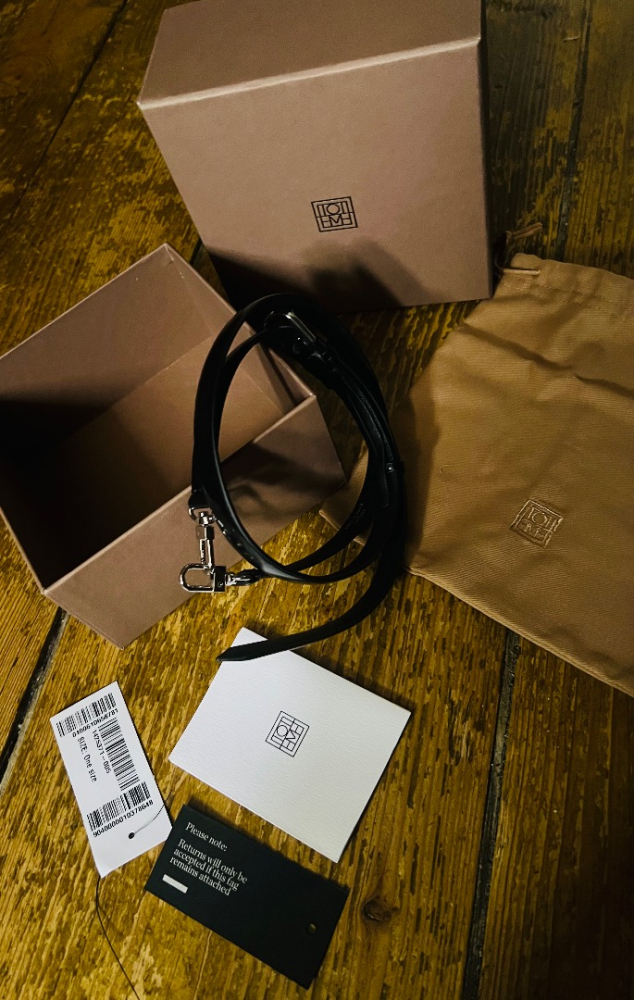 Toteme Ledergürtel mit doppelter Schnalle in Schwarz