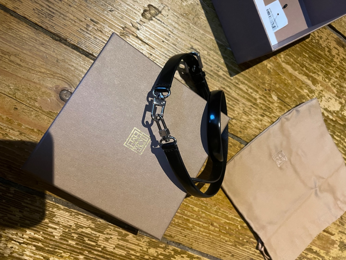 Toteme Ledergürtel mit doppelter Schnalle in Schwarz