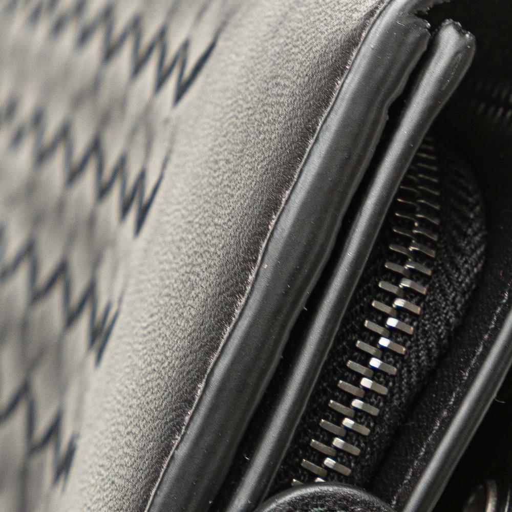 Bottega Veneta Black Nappa Intrecciato Grommet Scalloped Edge Long Wallet Italy