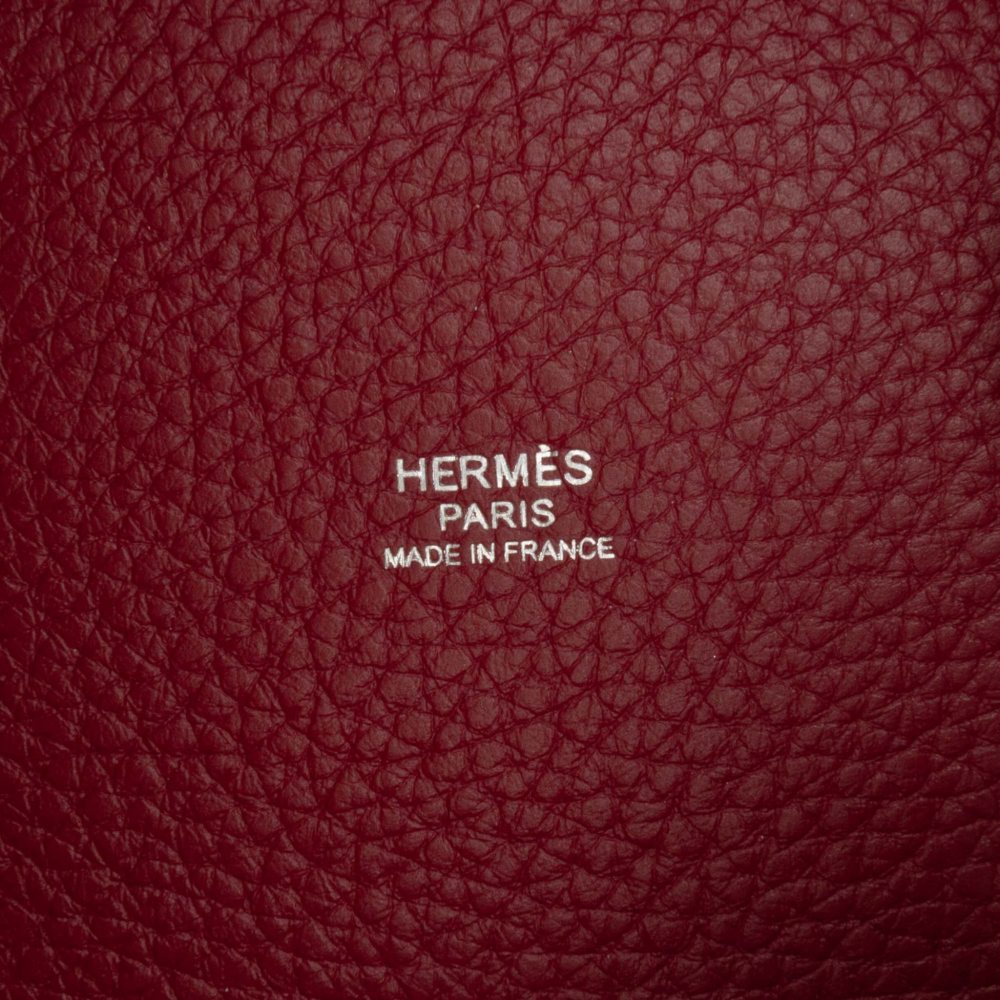 Hermès Picotin 22 Leather Lock Bucket Handbag Rouge H