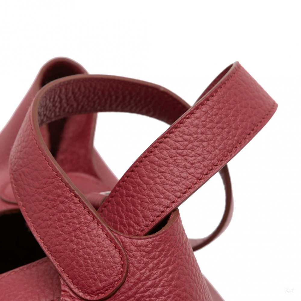 Hermès Picotin 22 Leather Lock Bucket Handbag Rouge H
