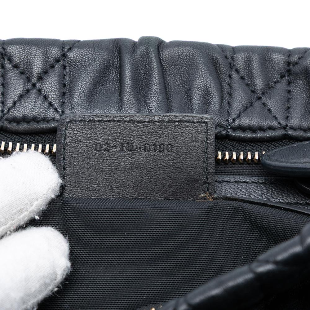 Christian Dior B Dior Black Calf Leather skin Cannage Rose Clutch Italy