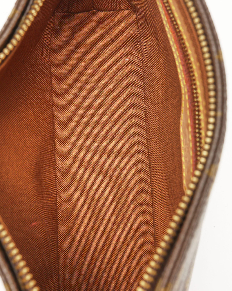 Louis Vuitton Monogram Trotteur Crossbody Bag