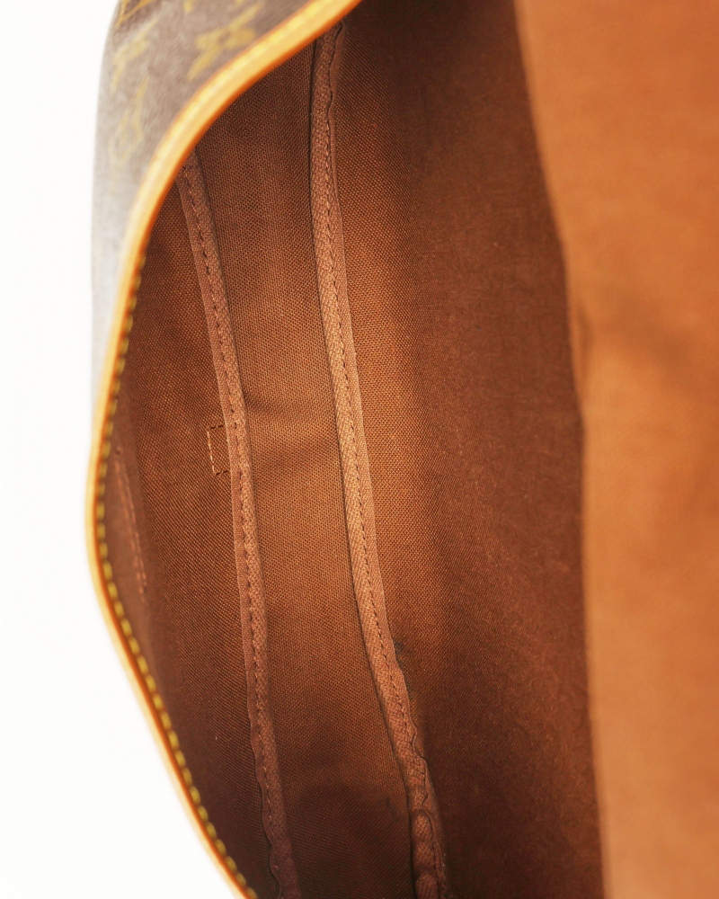 Louis Vuitton Monogram Saumur 30 Bag