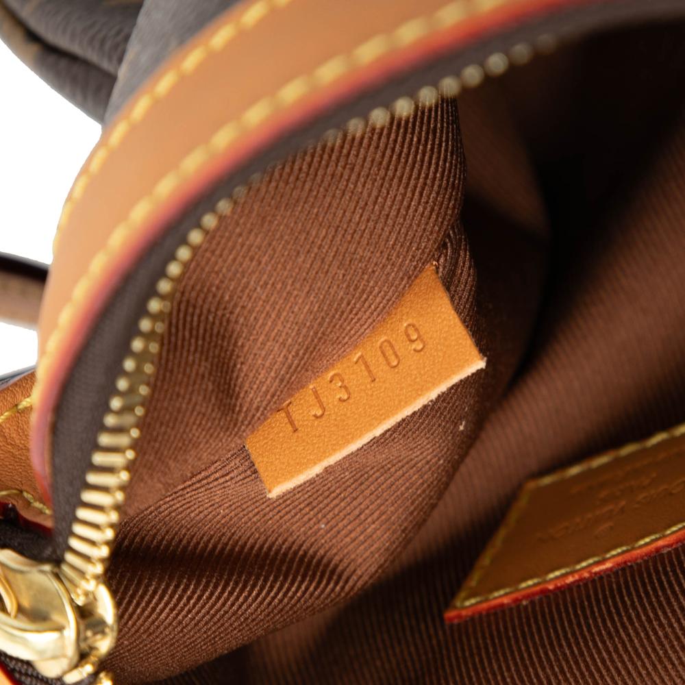 Louis Vuitton B Louis Vuitton Brown Monogram Canvas Fabric Monogram Saumur Messenger PM France