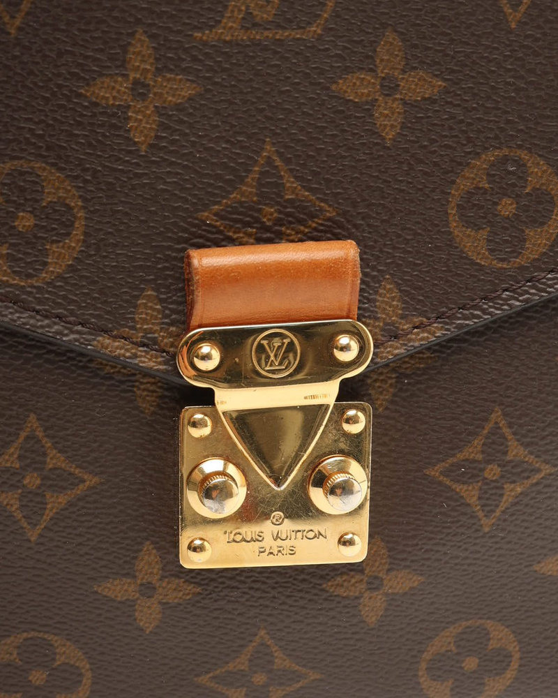 Louis Vuitton Monogram Pochette Metis Bag