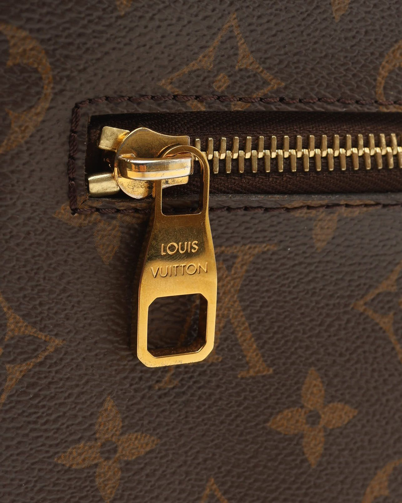 Louis Vuitton Monogram Pochette Metis Bag