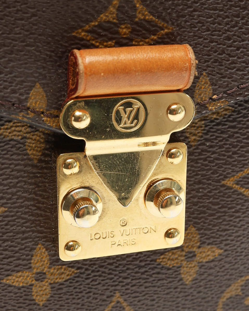 Louis Vuitton Monogram Pochette Metis Bag