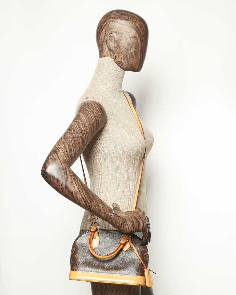 Louis Vuitton Vernis Alma BB Bag