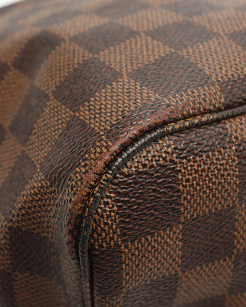 Louis Vuitton Damier Neverfull GM Tote Bag