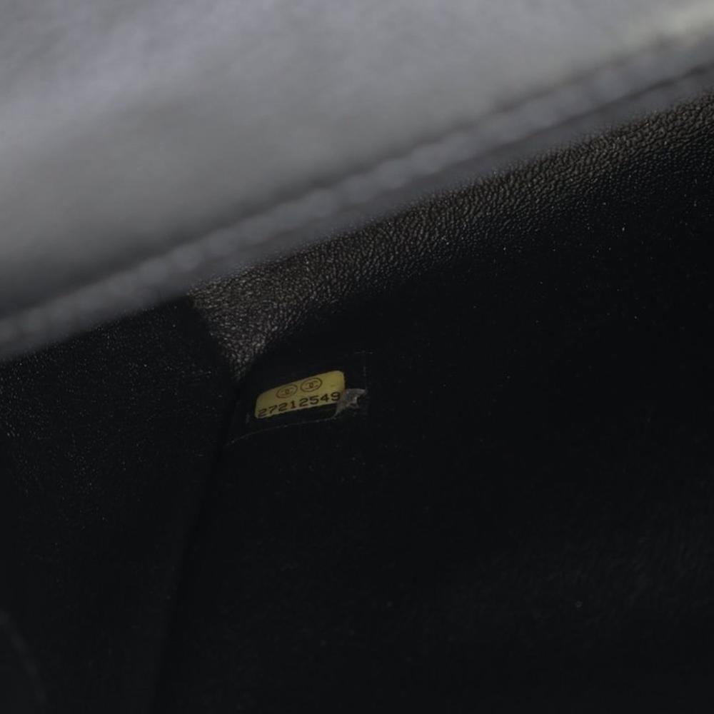 Chanel AB Chanel White Calf Leather Medium Chevron skin Casual Trip Flap Italy