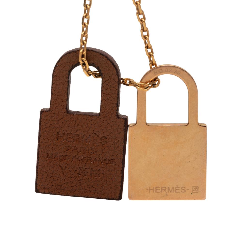 Hermès B Hermès Gold Gold Plated Metal Swift O Kelly Pendant Necklace France