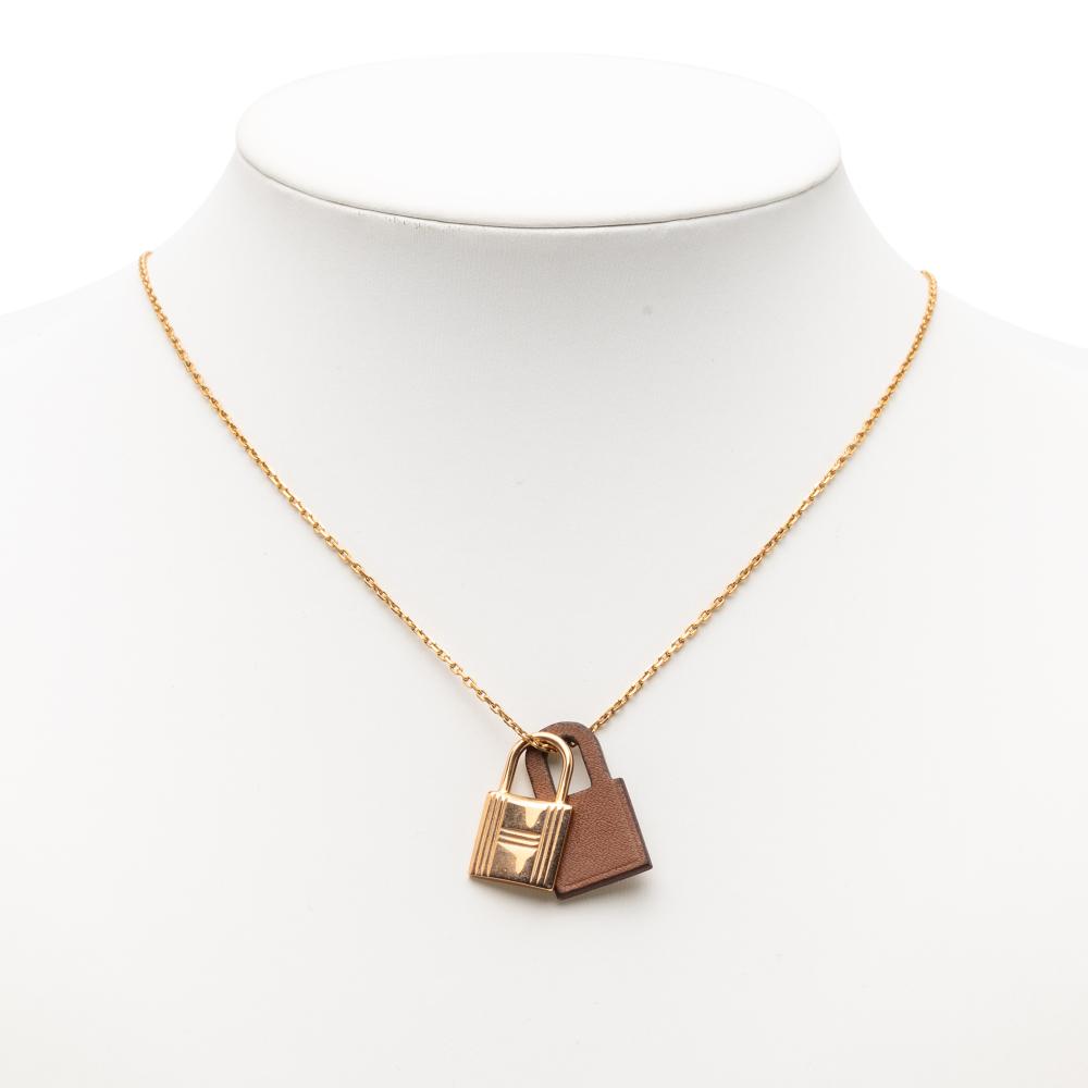 Hermès B Hermès Gold Gold Plated Metal Swift O Kelly Pendant Necklace France