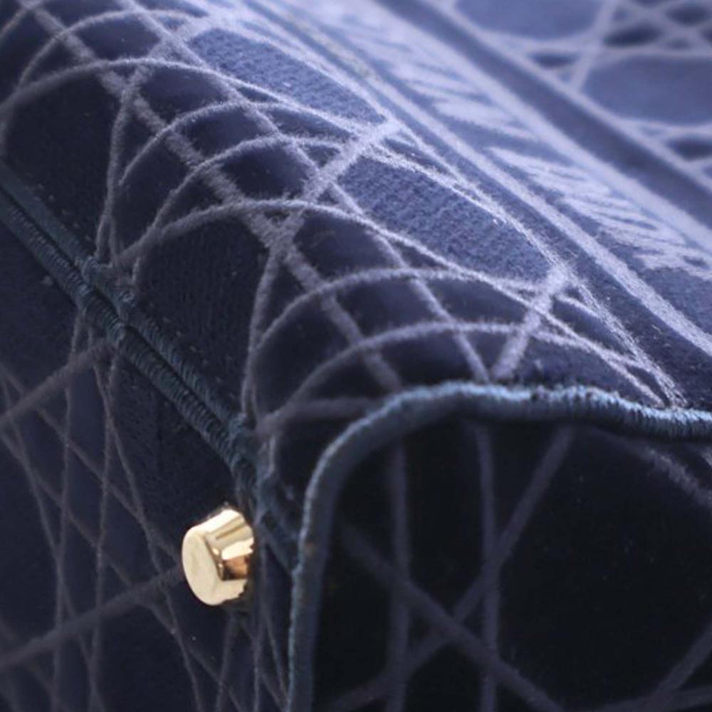 Christian Dior AB Dior Blue Navy Velvet Fabric Medium Cannage Lady D Lite Italy