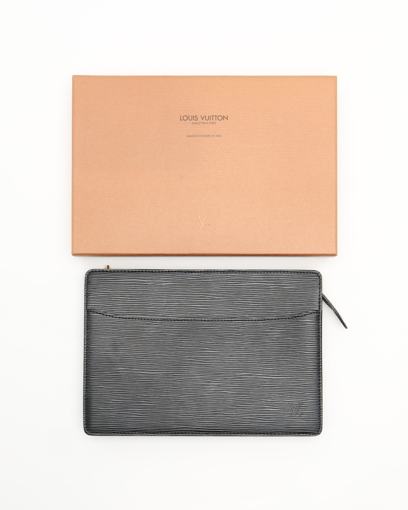 Louis Vuitton Epi Clutch