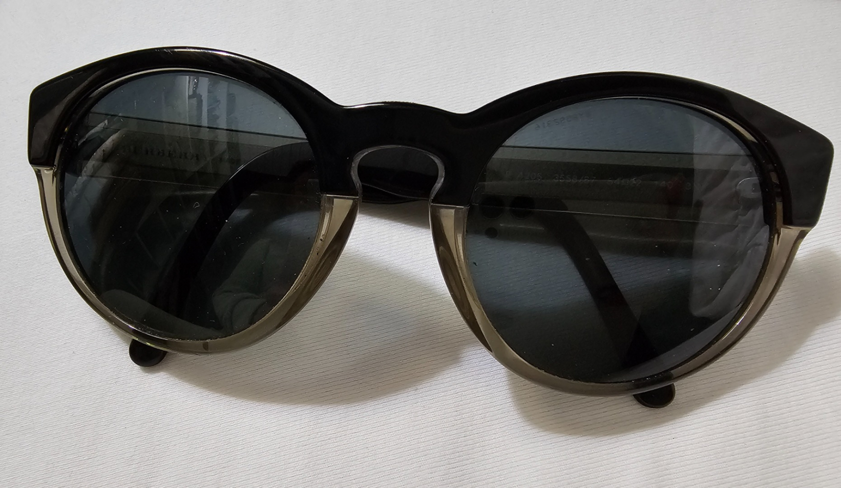 Burberry Sun UV protection