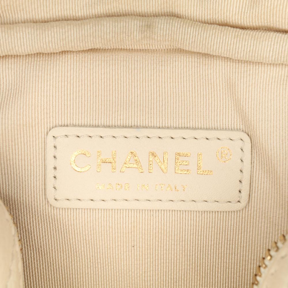 Chanel AB Chanel White Ivory Caviar Leather Leather Small CC Flat Quilted Caviar Camera Bag Italy