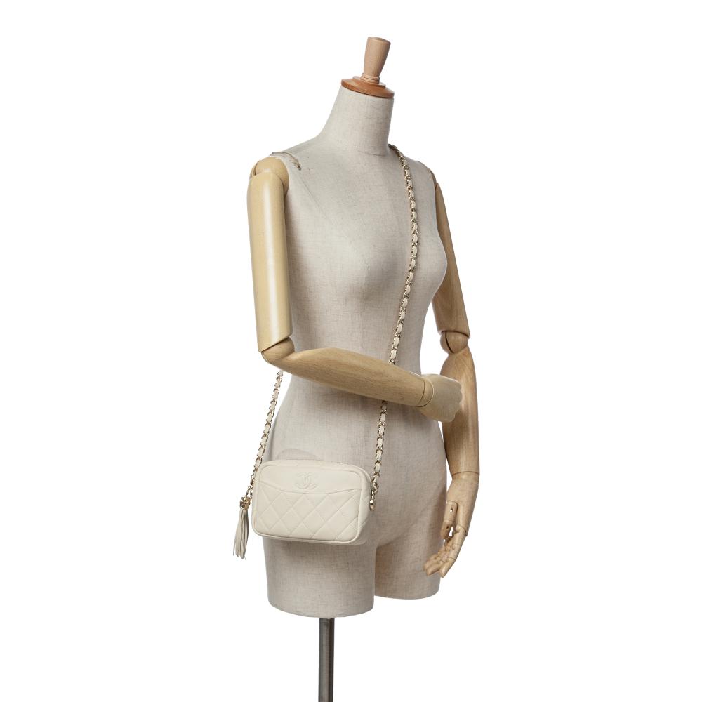 Chanel AB Chanel White Ivory Caviar Leather Leather Small CC Flat Quilted Caviar Camera Bag Italy