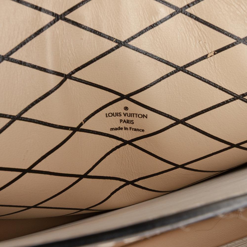 Louis Vuitton B Louis Vuitton White with Black Epi Leather Leather Epi Trunk Clutch France