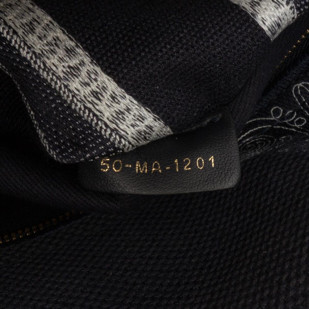 Christian Dior AB Dior Blue Navy Canvas Fabric Medium Embroidered Cornely Lady D Lite Italy