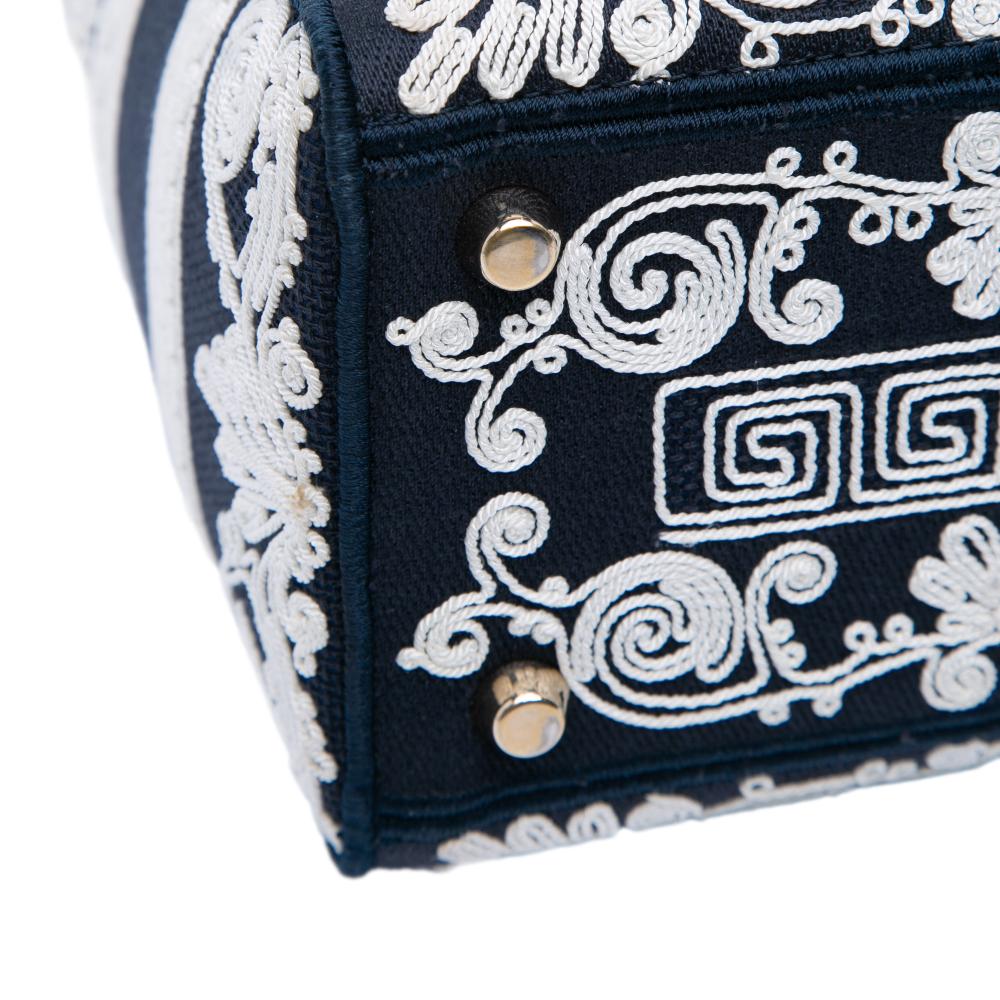 Christian Dior AB Dior Blue Navy Canvas Fabric Medium Embroidered Cornely Lady D Lite Italy