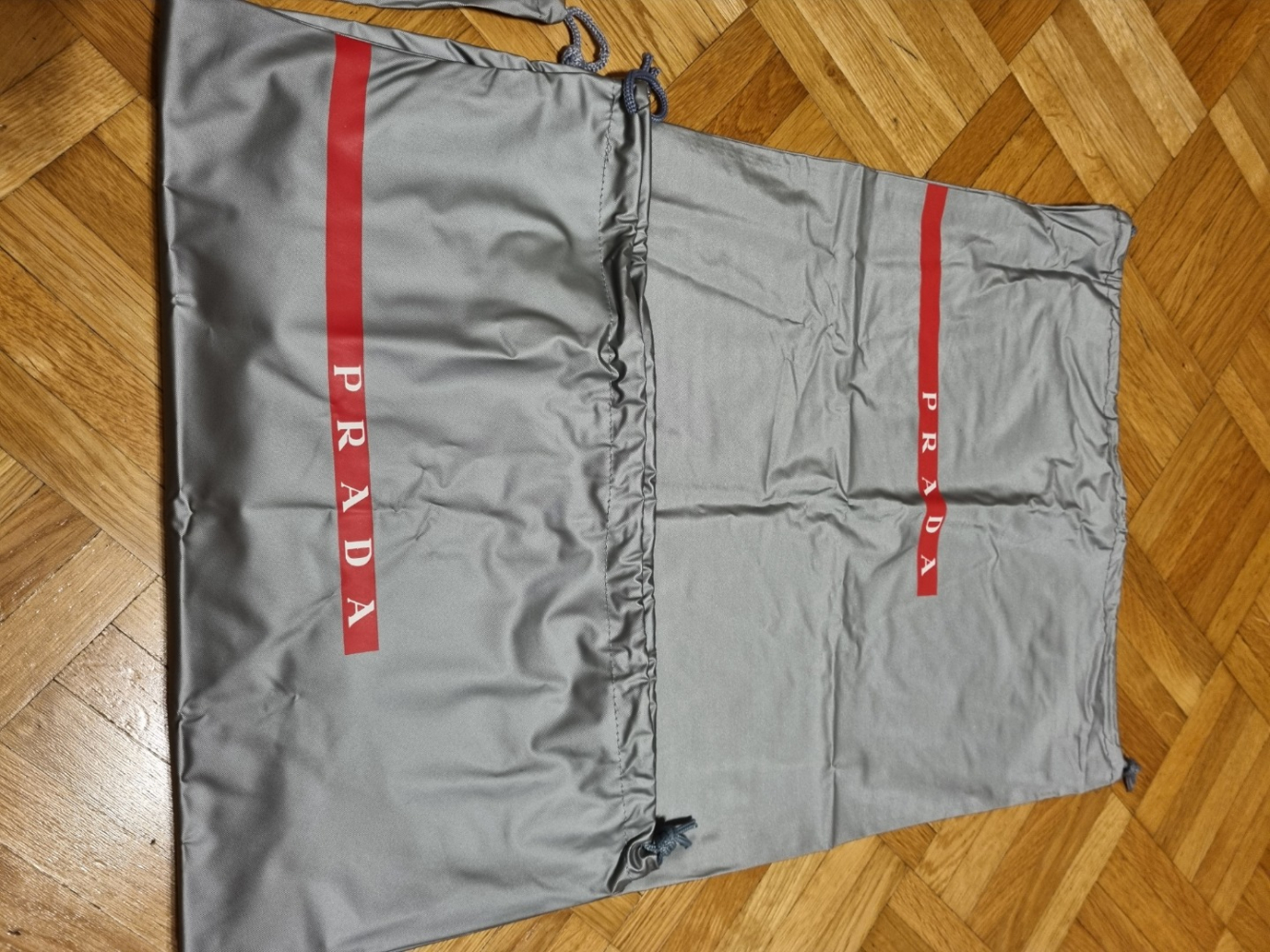 Prada ensemble de sacs à chaussures