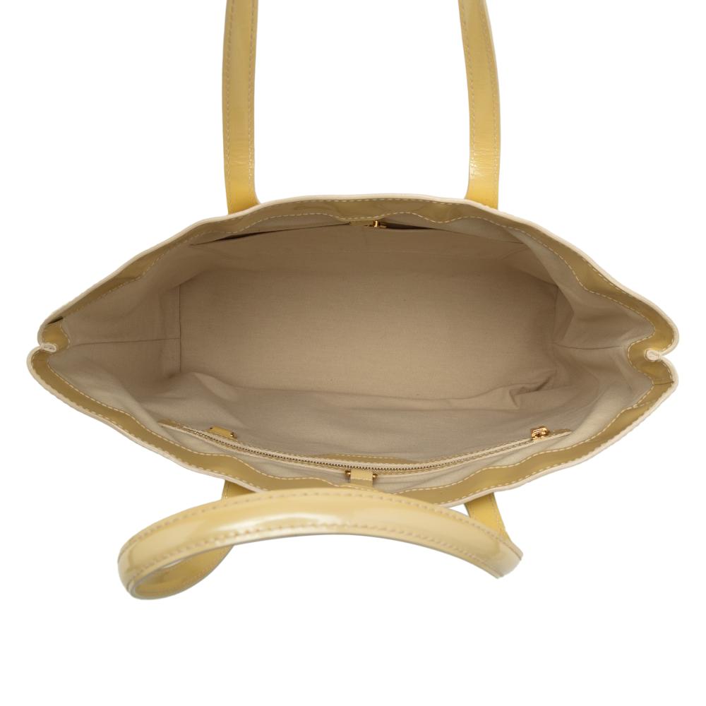 Louis Vuitton B Louis Vuitton Yellow Light Yellow Vernis Leather Leather Monogram Vernis Wilshire MM France