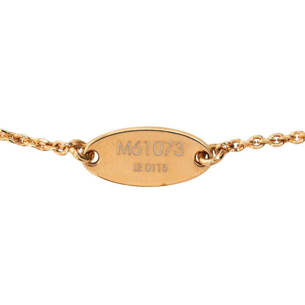 Louis Vuitton AB Louis Vuitton Gold Gold Plated Metal LV and Me Letter R Pendant Necklace Italy