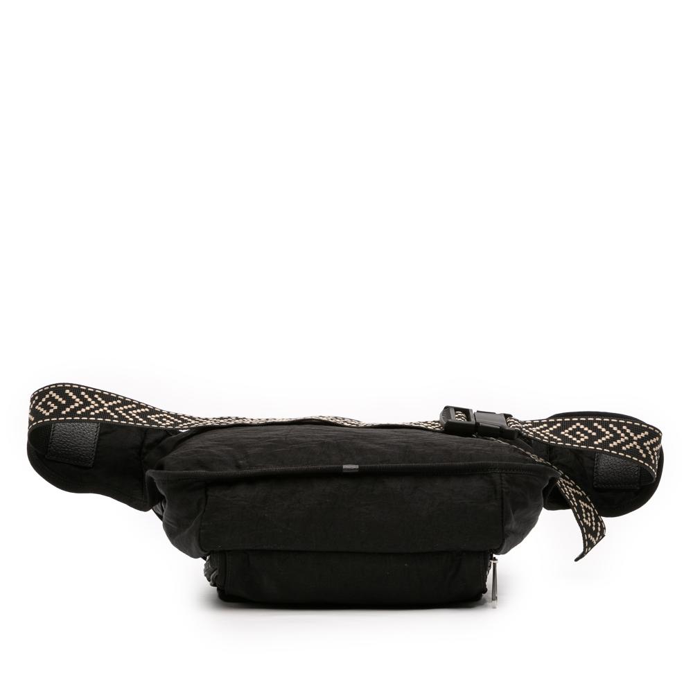 Gucci AB Gucci Black Nylon Fabric 80s Patch Convertible Belt Bag Italy