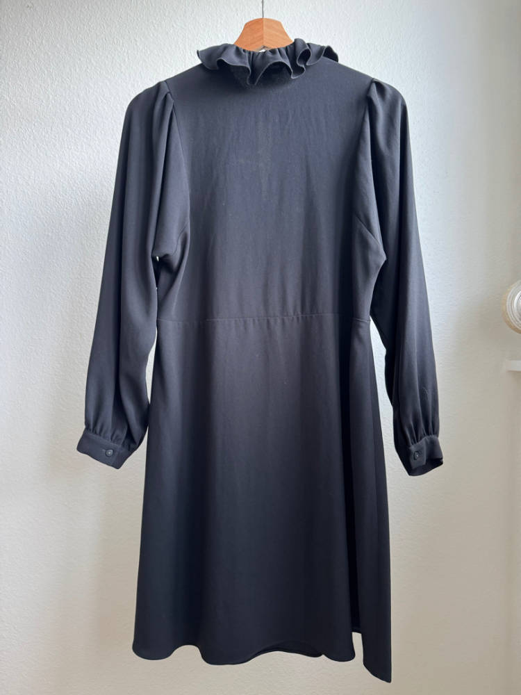 Tara Jarmon Elegant dress