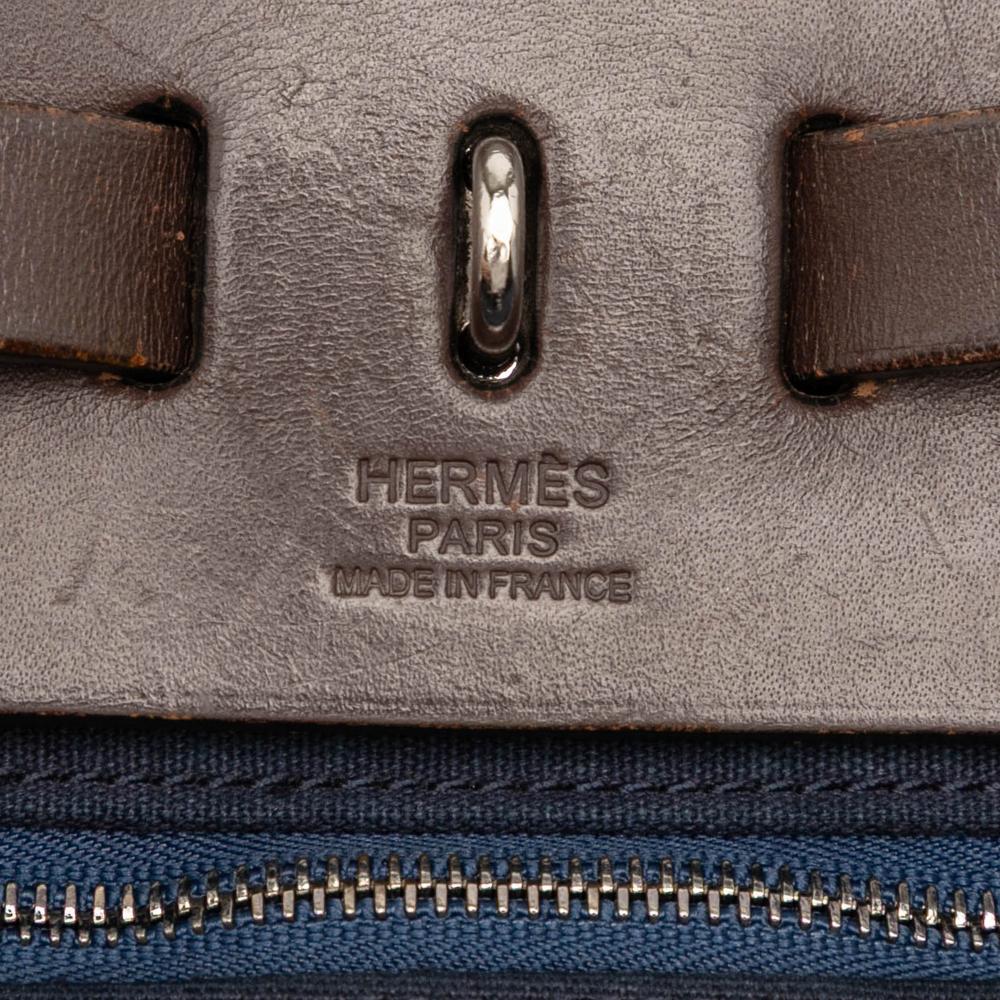 Hermès B Hermès Blue Navy with Brown Dark Brown Canvas Fabric Toile and Vache Hunter Herbag Zip 31 France