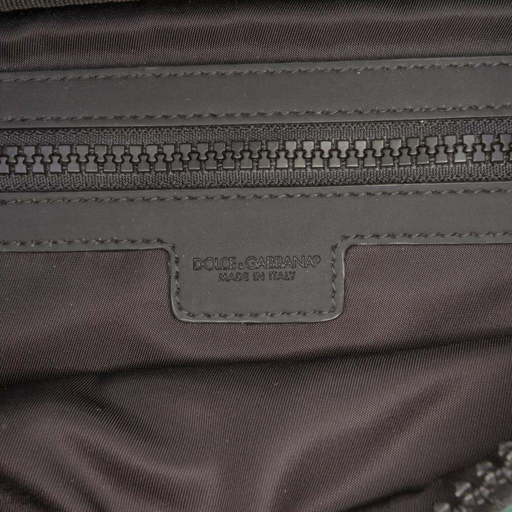 Dolce&Gabbana A Dolce & Gabbana Green Chemical Fiber Fabric Neoprene Tropical Print Palermo Belt Bag Italy