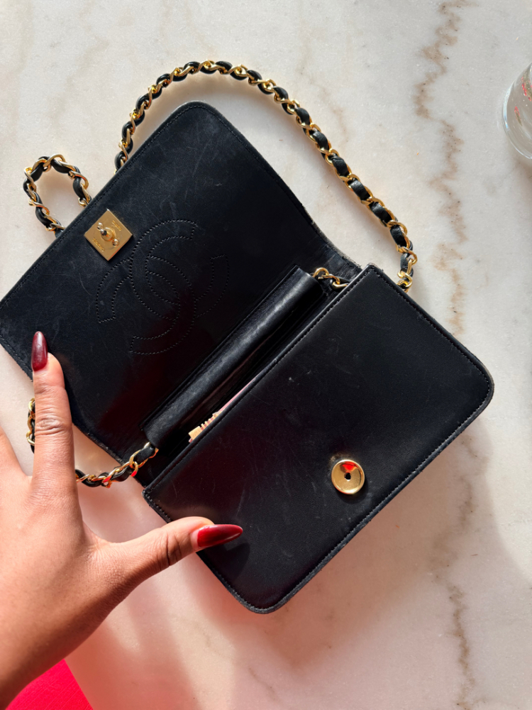 Chanel Wallet On Chain