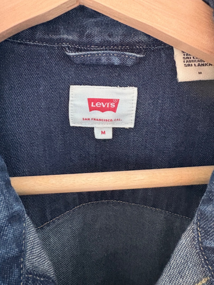 Levi's Shirt