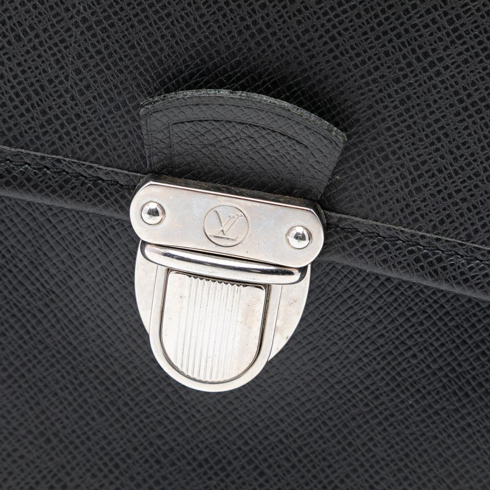 Louis Vuitton B Louis Vuitton Black Taiga Leather Leather Taiga Anton Briefcase France
