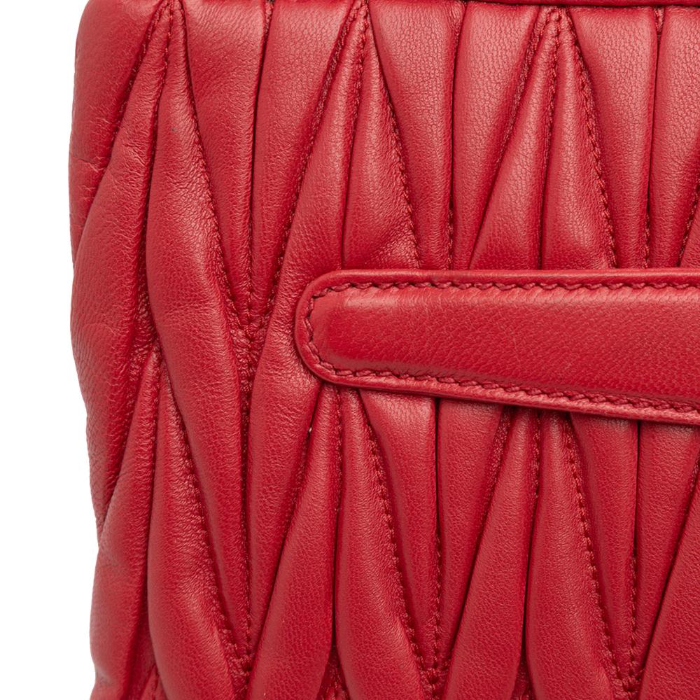 Miu Miu B Miu Miu Red Nappa Leather Leather Matelasse Nappa Clutch Turkey
