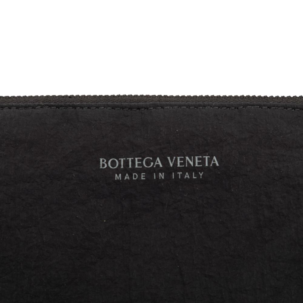 Bottega Veneta AB Bottega Veneta Black Calf Leather Stretch Paper skin Intrecciato Cassette Belt Bag Italy